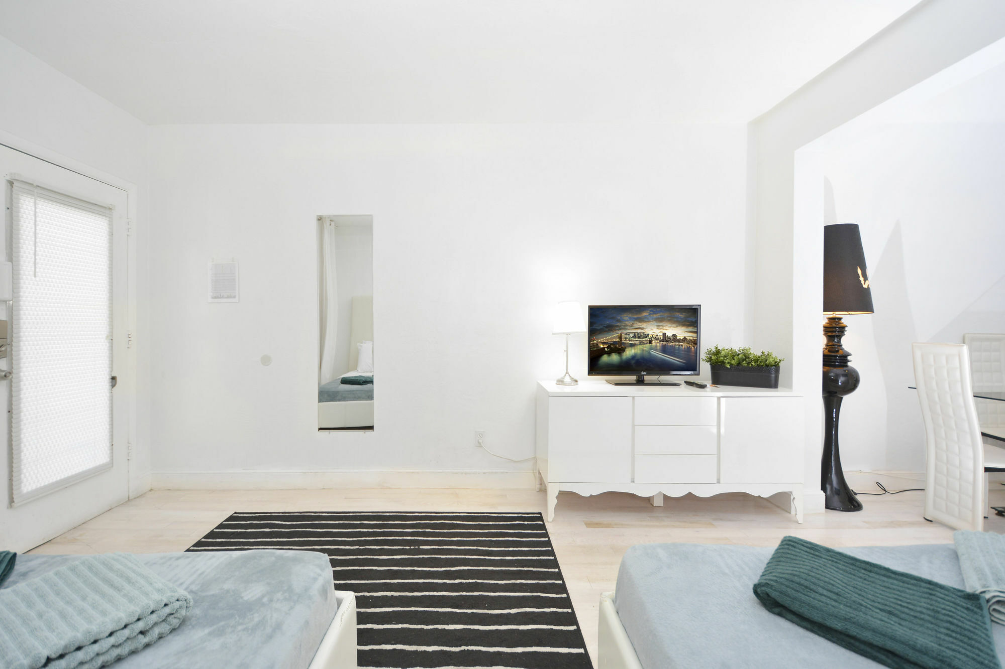 761 South Beach Apartments マイアミビーチ エクステリア 写真
